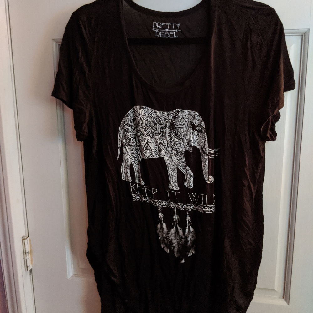 Black tshirt